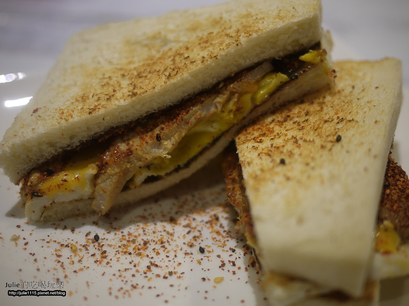 板橋●早午餐●就是要吃早餐(碳烤吐司、福源花生醬)