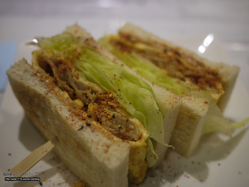 板橋●早午餐●就是要吃早餐(碳烤吐司、福源花生醬)