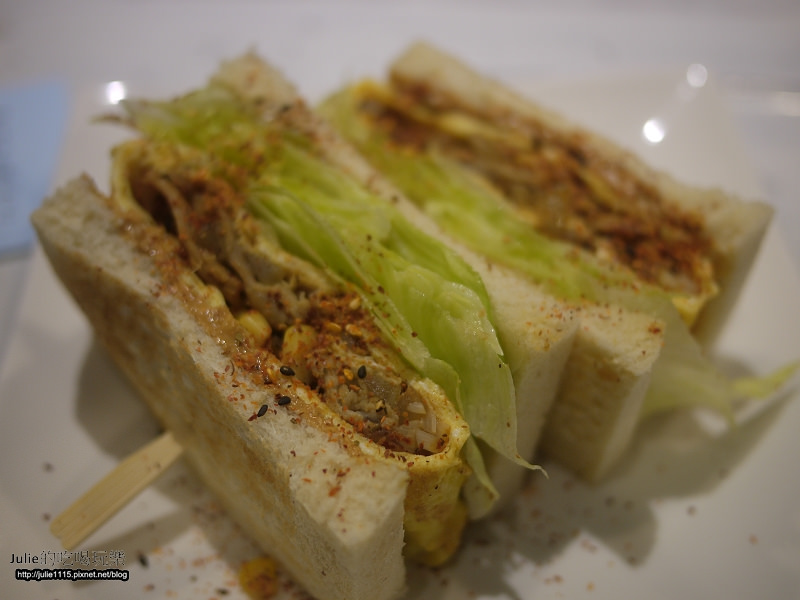 板橋●早午餐●就是要吃早餐(碳烤吐司、福源花生醬)