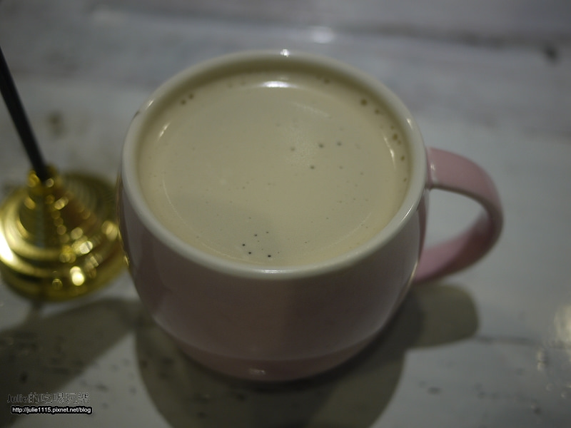 板橋●早午餐●就是要吃早餐(碳烤吐司、福源花生醬)