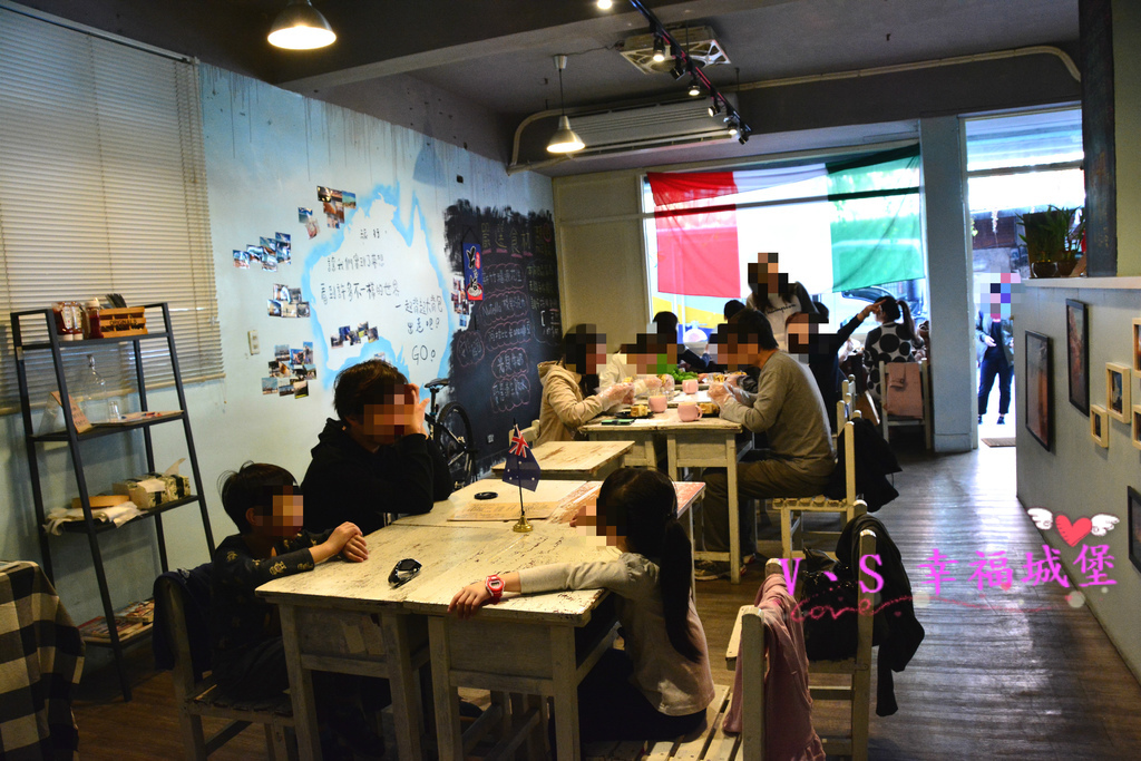 【新北美食】就是要吃早餐 ~ 一早起床，當然 "就是要吃早餐" 來個手作碳烤三明治，真材實料讓你吃了立馬喚醒一天的活力。。。。