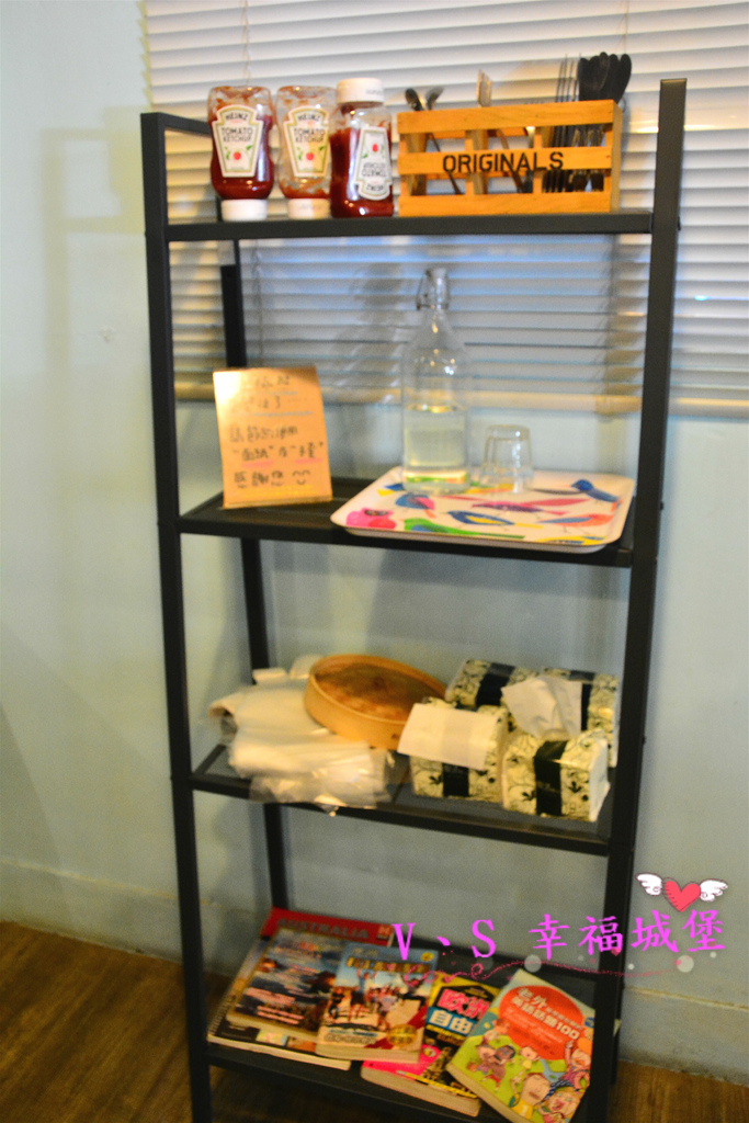 【新北美食】就是要吃早餐 ~ 一早起床，當然 "就是要吃早餐" 來個手作碳烤三明治，真材實料讓你吃了立馬喚醒一天的活力。。。。