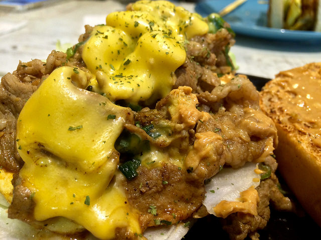 【邀約】【板橋市/ 江子翠站】就是要吃早餐- 爆餡早餐三明治&漢堡 顛覆傳統的熱炒風味