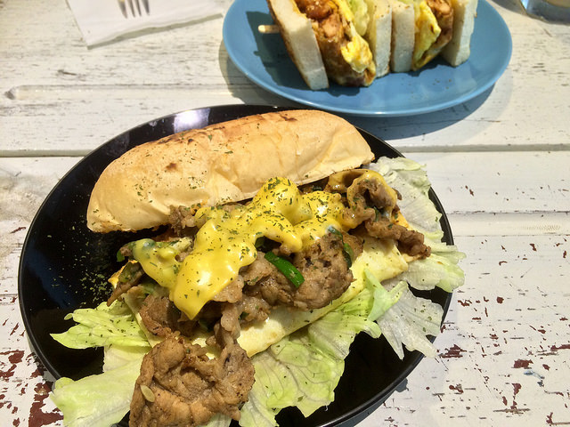 【邀約】【板橋市/ 江子翠站】就是要吃早餐- 爆餡早餐三明治&漢堡 顛覆傳統的熱炒風味