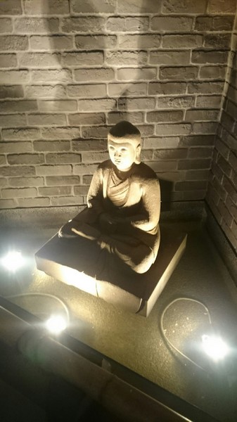 天水玥秘境鍋物殿：高雄~天水玥秘境鍋物殿~棉花糖壽喜燒~跟大佛吃飯囉~