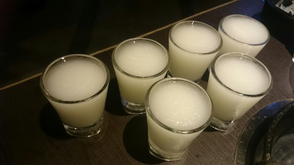 天水玥秘境鍋物殿：高雄~天水玥秘境鍋物殿~棉花糖壽喜燒~跟大佛吃飯囉~