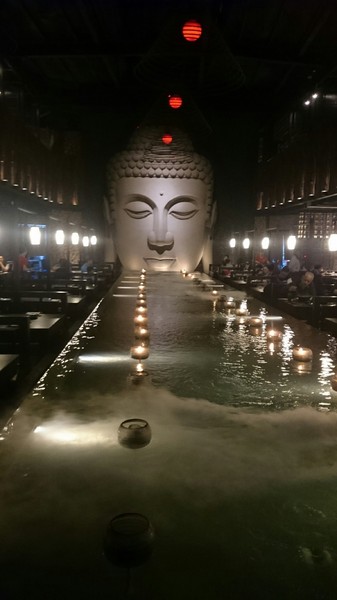 天水玥秘境鍋物殿：高雄~天水玥秘境鍋物殿~棉花糖壽喜燒~跟大佛吃飯囉~