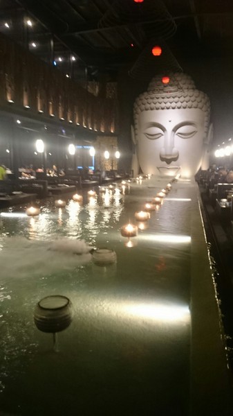 天水玥秘境鍋物殿：高雄~天水玥秘境鍋物殿~棉花糖壽喜燒~跟大佛吃飯囉~