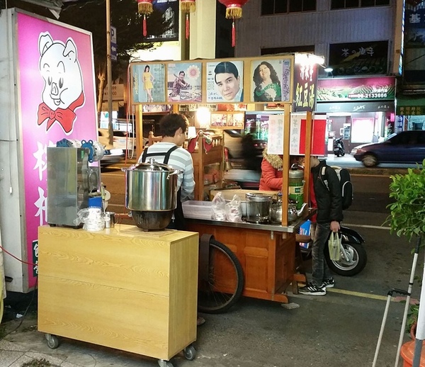 清水堂愛玉專賣店:台南中西區 清水堂愛玉冰 特色金牌料理愛玉冰 紅豆湯冰芋頭又迷又香又好吃 清水堂愛玉專賣店:台南中西區 清水堂愛玉冰 特色金牌料理愛玉冰 紅豆湯冰芋頭又迷又香又好吃