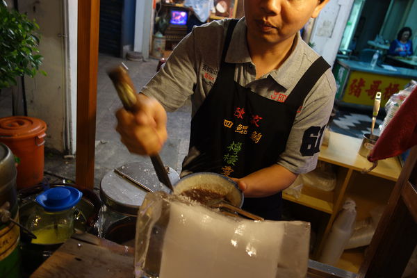 清水堂愛玉專賣店:台南中西區 清水堂愛玉冰 特色金牌料理愛玉冰 紅豆湯冰芋頭又迷又香又好吃 清水堂愛玉專賣店:台南中西區 清水堂愛玉冰 特色金牌料理愛玉冰 紅豆湯冰芋頭又迷又香又好吃