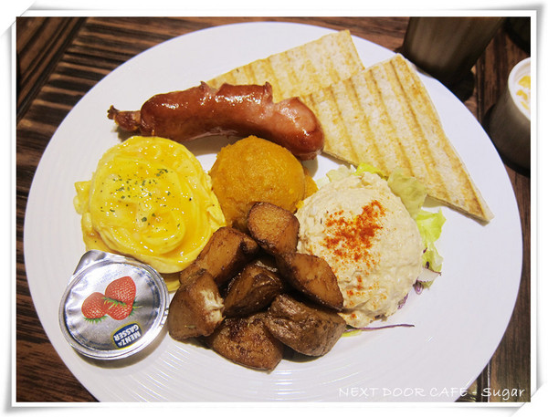 鄰居家 NEXT DOOR 松菸店:【食-台北信義區】鄰居家 NEXT DOOR CAFE(松菸店)二訪