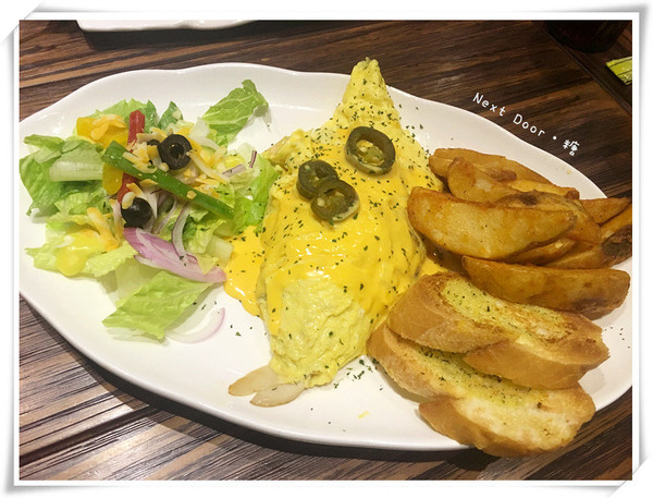 鄰居家 NEXT DOOR 松菸店:【台北信義】鄰居家 NEXT DOOR CAFE(松菸店)