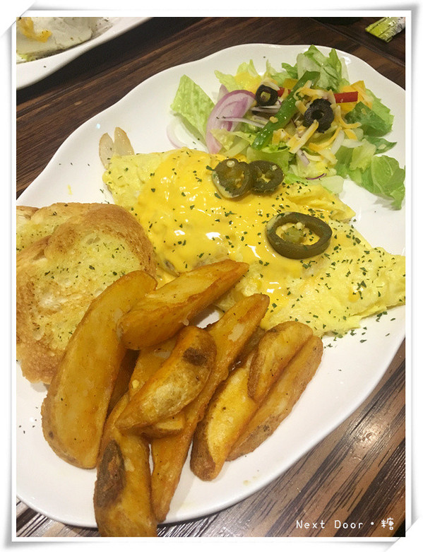 鄰居家 NEXT DOOR 松菸店:【台北信義】鄰居家 NEXT DOOR CAFE(松菸店)