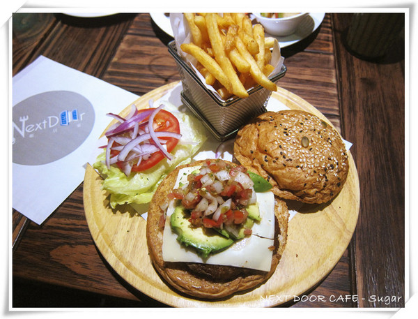 鄰居家 NEXT DOOR 松菸店:【食-台北信義區】鄰居家 NEXT DOOR CAFE(松菸店)二訪