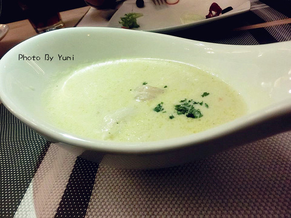 Fattys義式創意餐廳(公益店)：【邀稿】台中公益路美食!燈光美氣氛佳♥質感系義式餐廳 @Fatty's義式創意餐廳(公益店)