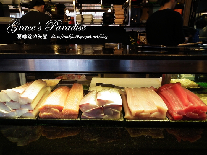 DSCF4915_nEO_IMG.jpg DSCF4915_nEO_IMG.jpg