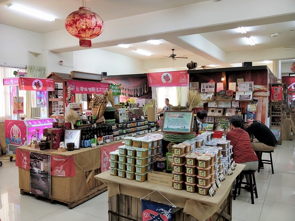 味榮食品 味噌釀造文化館:【台中豐原景點】台灣味噌釀造文化館~好吃的味噌冰淇淋