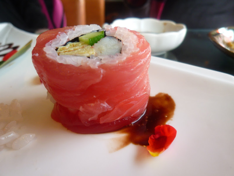 【台中東區/日式料理/情人餐推薦】我們要1314しあわせ唷，甜蜜又特別的日式情人餐－石川立壽司