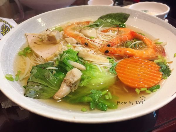 姊妹花越式創意料理 鮮蝦米線