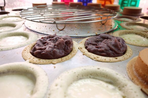 阿承酥皮紅豆餅:阿承紅豆餅 老店 入口奶酥香甜加上鴨蛋鹹香超絕配!!! 阿承酥皮紅豆餅:阿承紅豆餅 老店 入口奶酥香甜加上鴨蛋鹹香超絕配!!!