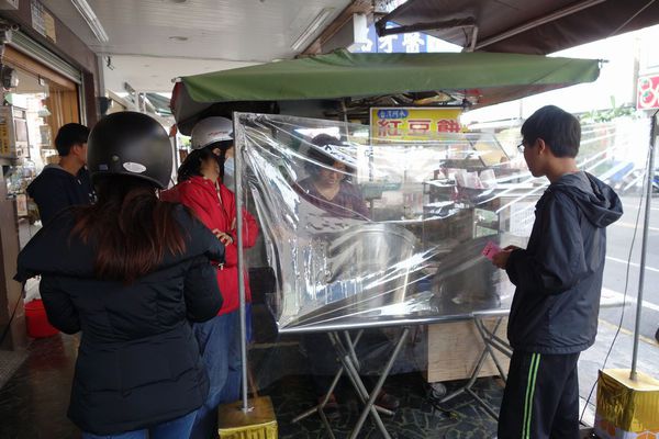 阿承酥皮紅豆餅:阿承紅豆餅 老店 入口奶酥香甜加上鴨蛋鹹香超絕配!!! 阿承酥皮紅豆餅:阿承紅豆餅 老店 入口奶酥香甜加上鴨蛋鹹香超絕配!!!