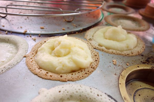 阿承酥皮紅豆餅:阿承紅豆餅 老店 入口奶酥香甜加上鴨蛋鹹香超絕配!!! 阿承酥皮紅豆餅:阿承紅豆餅 老店 入口奶酥香甜加上鴨蛋鹹香超絕配!!!