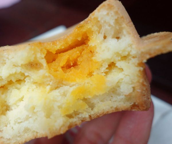 阿承酥皮紅豆餅:阿承紅豆餅 老店 入口奶酥香甜加上鴨蛋鹹香超絕配!!! 阿承酥皮紅豆餅:阿承紅豆餅 老店 入口奶酥香甜加上鴨蛋鹹香超絕配!!!