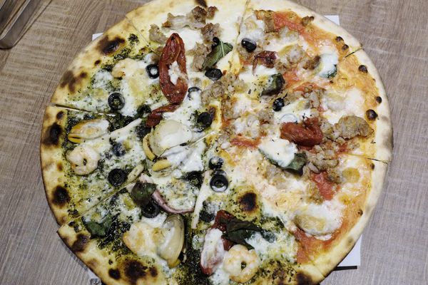 海陸雙醬披薩 (2).jpg