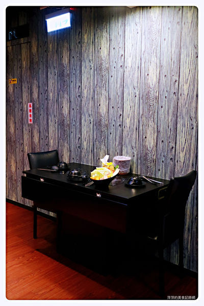 【台北美食】極禾優質鍋物-農安店 ~ 大推膠原牛奶湯底/雙人海陸餐新鮮又澎湃❤️ 行天宮火鍋推薦 - 捷運行天宮站