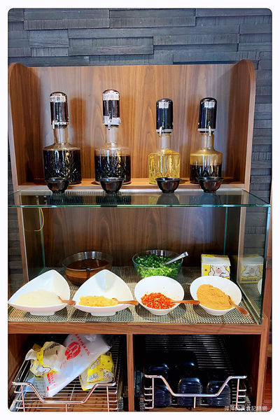 【台北美食】極禾優質鍋物-農安店 ~ 大推膠原牛奶湯底/雙人海陸餐新鮮又澎湃❤️ 行天宮火鍋推薦 - 捷運行天宮站