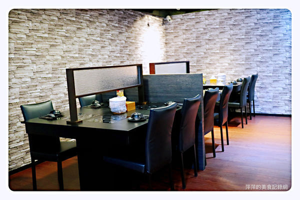 【台北美食】極禾優質鍋物-農安店 ~ 大推膠原牛奶湯底/雙人海陸餐新鮮又澎湃❤️ 行天宮火鍋推薦 - 捷運行天宮站