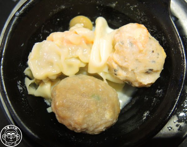 極禾優質鍋物:呷飽祙【台北中山・極禾優質鍋物】牛奶鍋養顏又美容 極禾優質鍋物:呷飽祙【台北中山・極禾優質鍋物】牛奶鍋養顏又美容