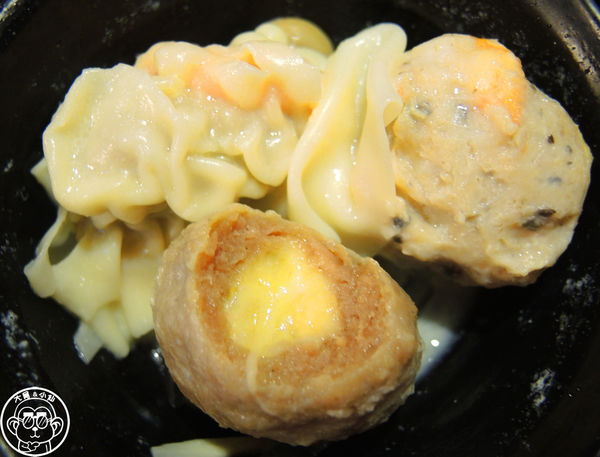 極禾優質鍋物:呷飽祙【台北中山・極禾優質鍋物】牛奶鍋養顏又美容 極禾優質鍋物:呷飽祙【台北中山・極禾優質鍋物】牛奶鍋養顏又美容