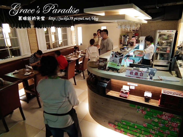 DSCF1826_nEO_IMG.jpg DSCF1826_nEO_IMG.jpg