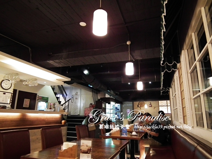 DSCF1919_nEO_IMG.jpg DSCF1919_nEO_IMG.jpg