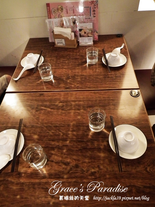 DSCF1827_nEO_IMG.jpg DSCF1827_nEO_IMG.jpg