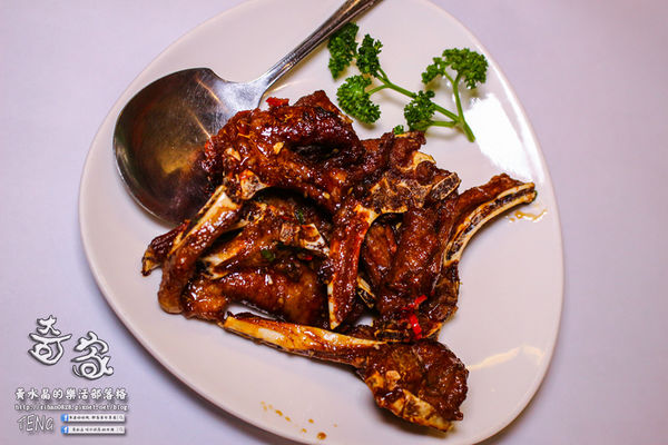 奇家新港式創作料理|新北市/三重區(創意美味藏不住，港式鮮食隨客點)