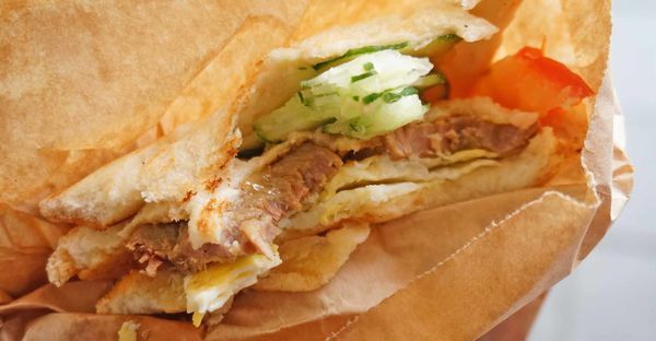 【台北美食】阿姐的店碳烤三明治-超大份量！比一般還要大二倍的碳烤吐司