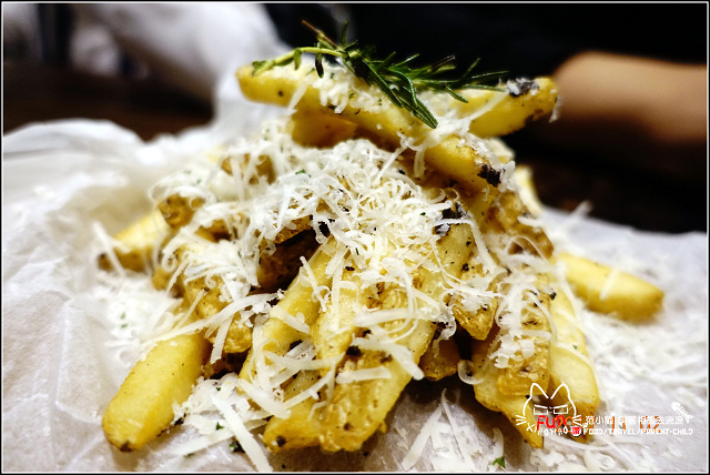 EISEN bistro - 007.jpg