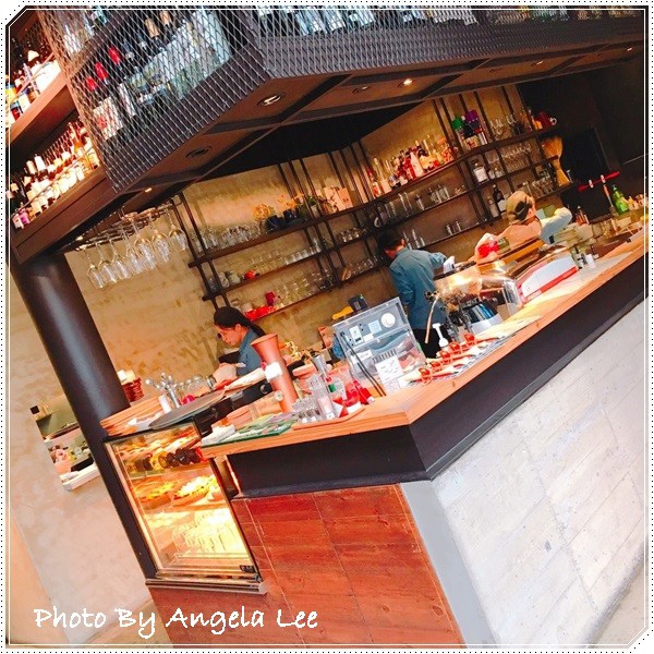 1486286892853 1486286892853