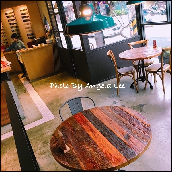 1486286773092 1486286773092