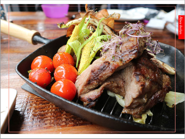 【新竹餐酒館推薦】EISEN bistro 伊比利上蓋肉豬排，軟嫩Q彈，份量足-01.jpg