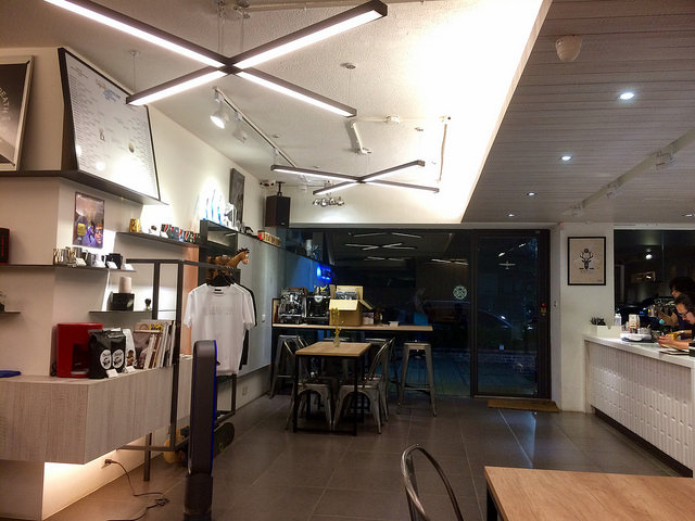 【松山區/中山國中站】Milkglider Latteart- 牛奶滑翔機 冠軍拉花達人