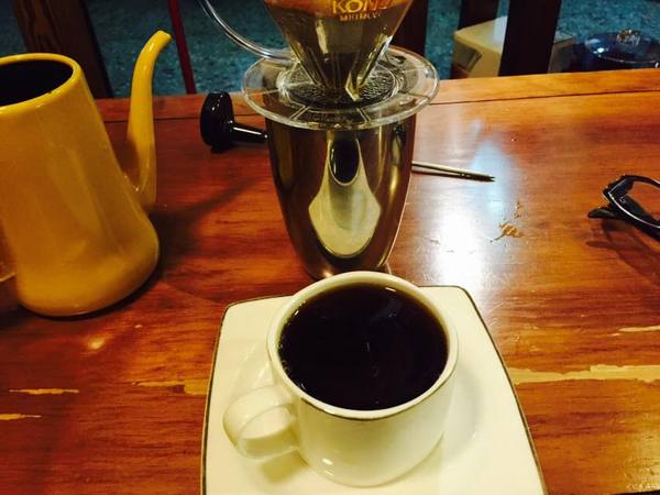 鳳朝手作咖啡館：木柵鳳朝手作咖啡館二訪 終於喝到肖想很久的手沖咖啡!