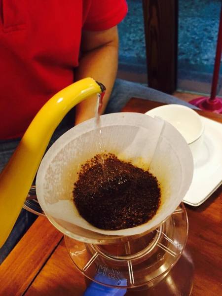 鳳朝手作咖啡館：木柵鳳朝手作咖啡館二訪 終於喝到肖想很久的手沖咖啡!