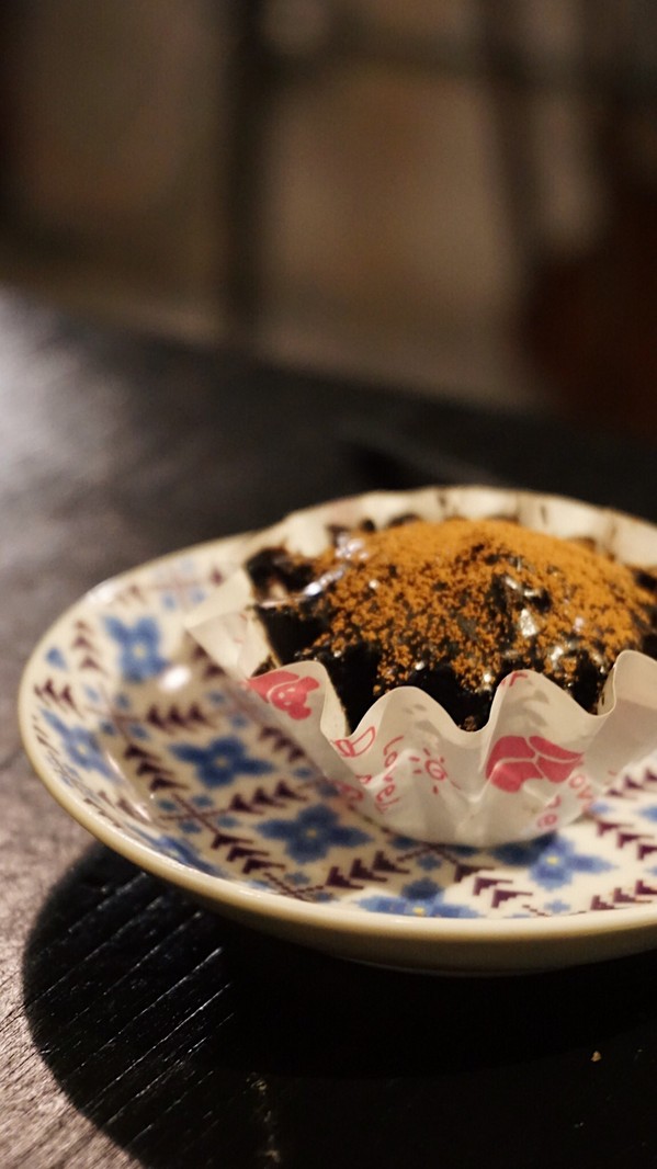 Pushpin 圖釘餐酒：Pushpin 圖釘餐酒｜高雄捷運鹽埕埔站1號出口｜營業直至初九之小酒館 ｜高雄駁二過年小酌好去處