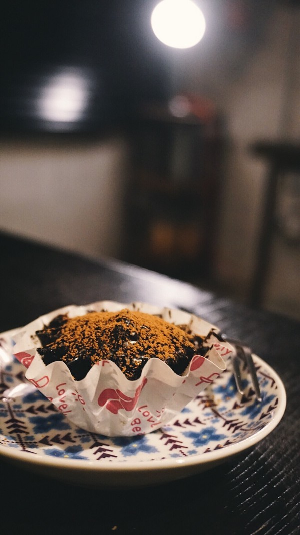 Pushpin 圖釘餐酒：Pushpin 圖釘餐酒｜高雄捷運鹽埕埔站1號出口｜營業直至初九之小酒館 ｜高雄駁二過年小酌好去處