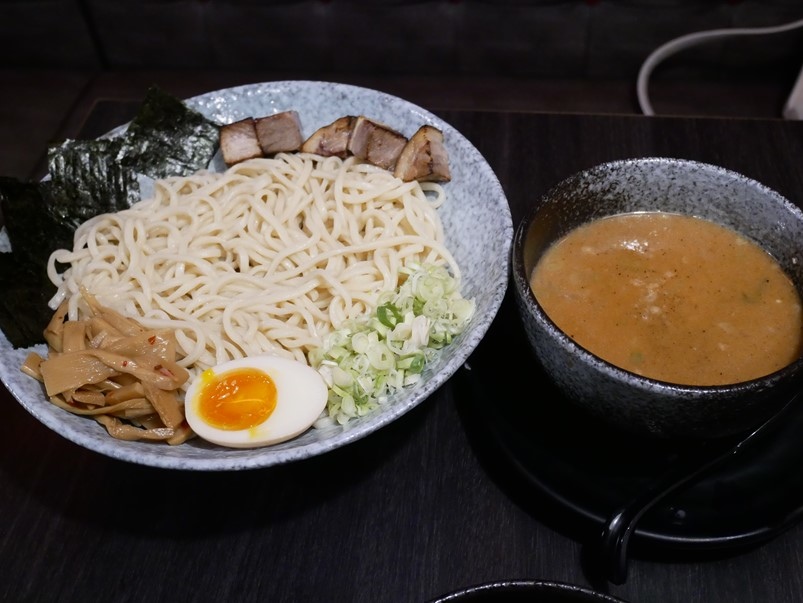 【東區台灣店】炎神拉麵-1300度炙燒日本拉麵