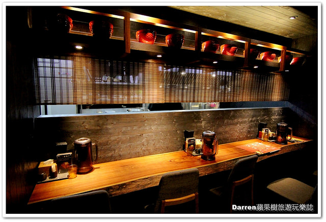 『台北東區拉麵店』札幌炎神拉麵★來自北海道1300度高溫炙燒拉麵炎之技視覺效果超震撼/捷運國父紀念館站美食