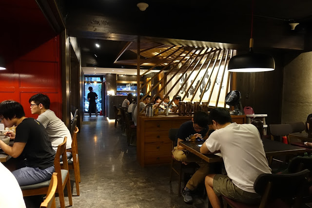 [食記] 札幌炎神拉麵(台灣店)。豬肉丸子湯咖哩 (限定版)